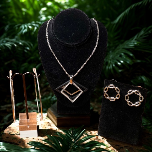 New Women's Jewelry Items (2-Earrings, 1-Necklace) - Silver/Black - Picture 1 of 2